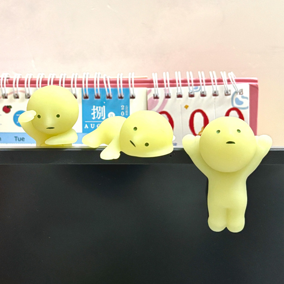 Glow Decorative Mini Figures B - Phone Accessories Doll recension och pris